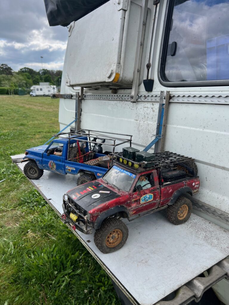 🇩🇪 Zu Besuch beim ESV Bischofsheim – Realscaler-Style 15 Ttrailki-RC Fahrzeuge im Camp des ESV Bischofsheim